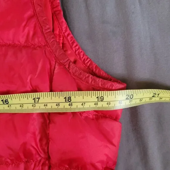 Uniqlo Vest Women Medium Red Down Puffer Coat Quilted Lightweight Insulated - Picture 4 of 6